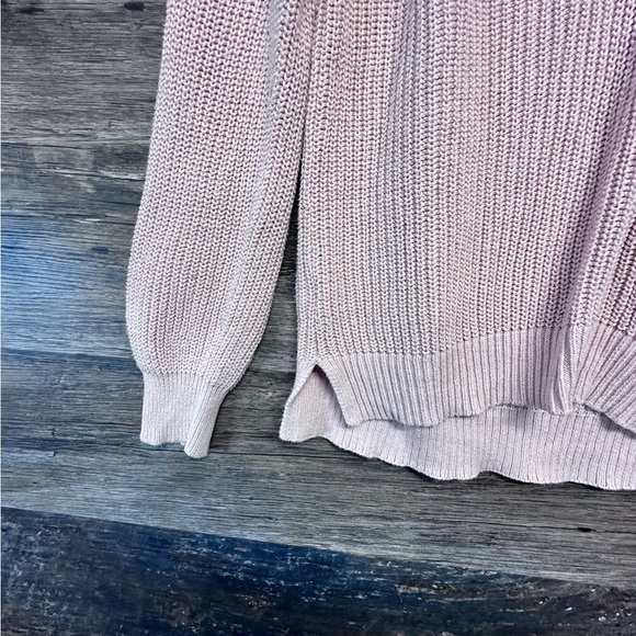 LOFT Pink V-Neck Sweater with Relaxed Fit and Soft Texture - Picture 5 of 6